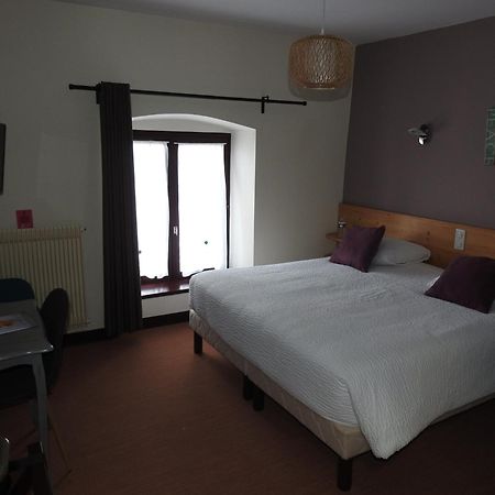 Le Barriol Hotel Saint-Julien-Chapteuil Exterior foto